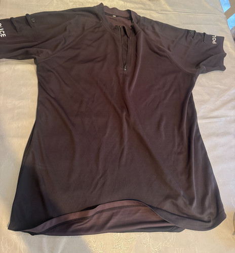 Obsolete polizei uniform - ⭐obsolete,